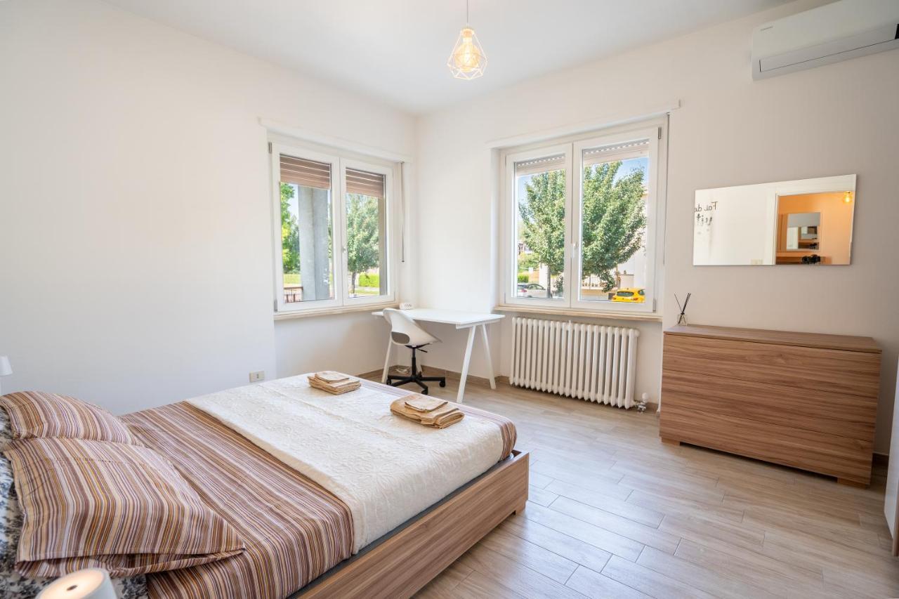 Ferienwohnung Private Parking, With Hill View Alba  Exterior foto