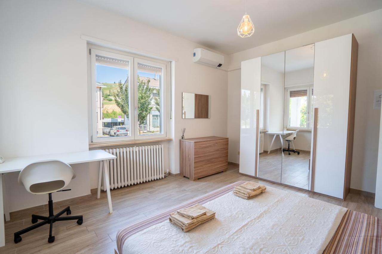 Ferienwohnung Private Parking, With Hill View Alba  Exterior foto