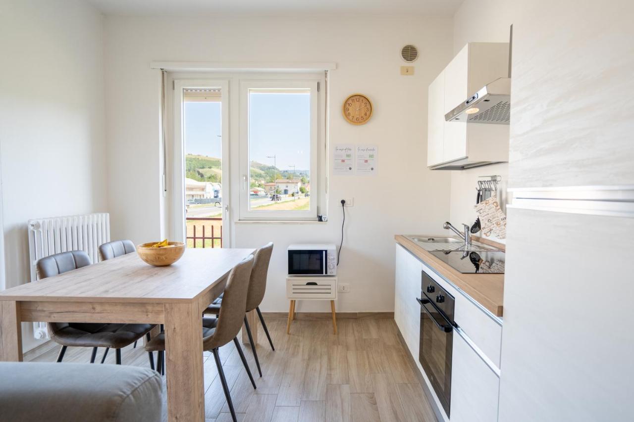 Ferienwohnung Private Parking, With Hill View Alba  Exterior foto
